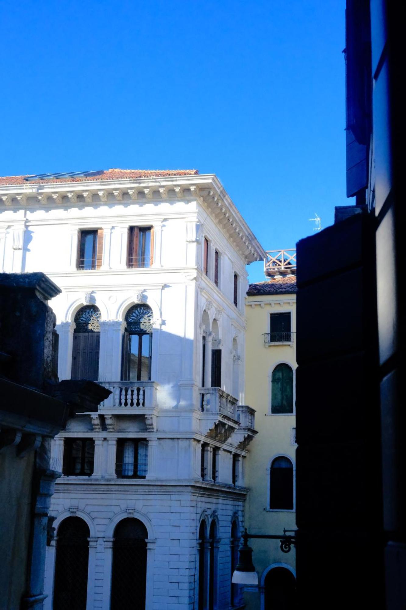 H O T E L S A N G A L L O L Venecia